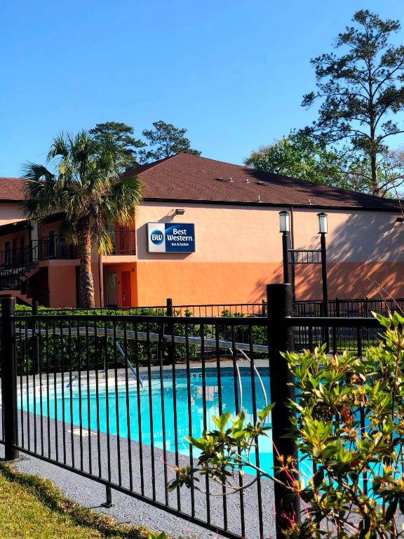 Best Western Tallahassee Downtown Inn and Suites - image 3