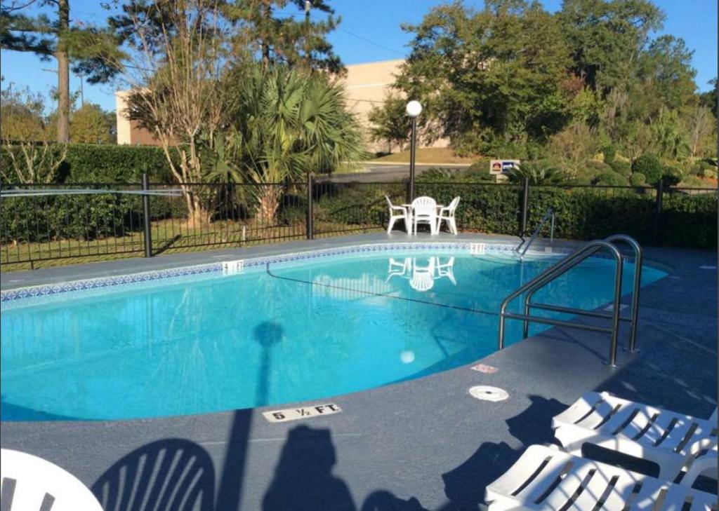 Best Western Tallahassee Downtown Inn and Suites - image 5