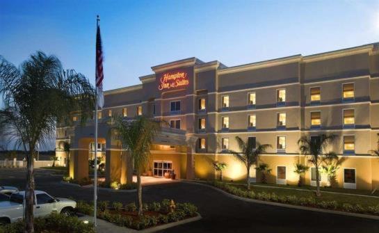 Hampton Inn & Suites Lake Wales - main image