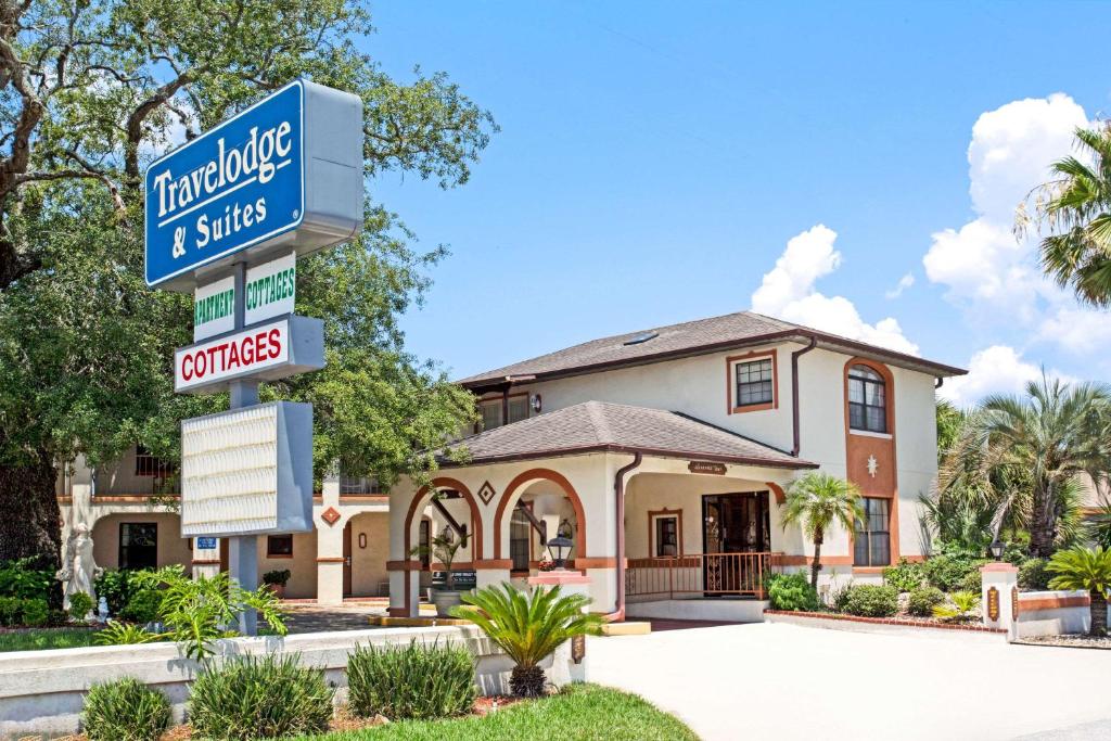 Travelodge by Wyndham Suites St Augustine - main image