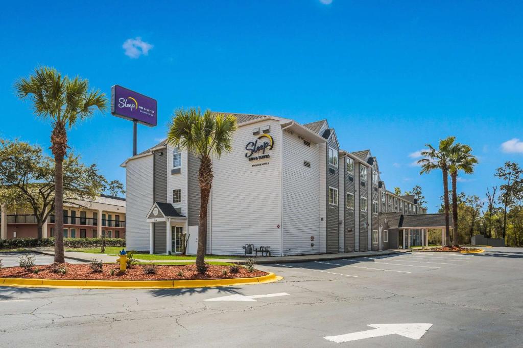 Sleep Inn & Suites - main image