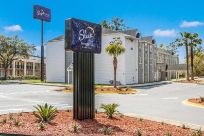 Sleep Inn & Suites - image 2