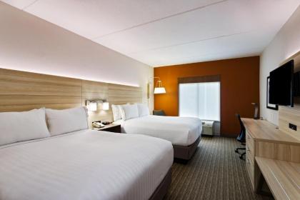 Holiday Inn Express & Suites Tavares an IHG Hotel - image 2