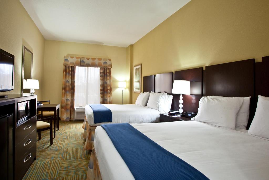 Holiday Inn Express Hotel & Suites Perry an IHG Hotel - image 4