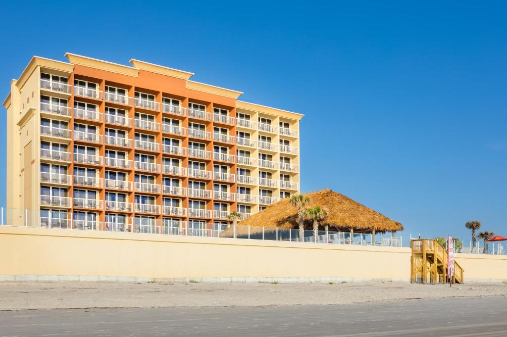 Hampton Inn Daytona Beach/Beachfront - main image