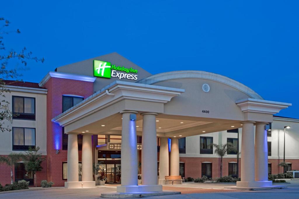 Holiday Inn Express Sebring an IHG Hotel - main image