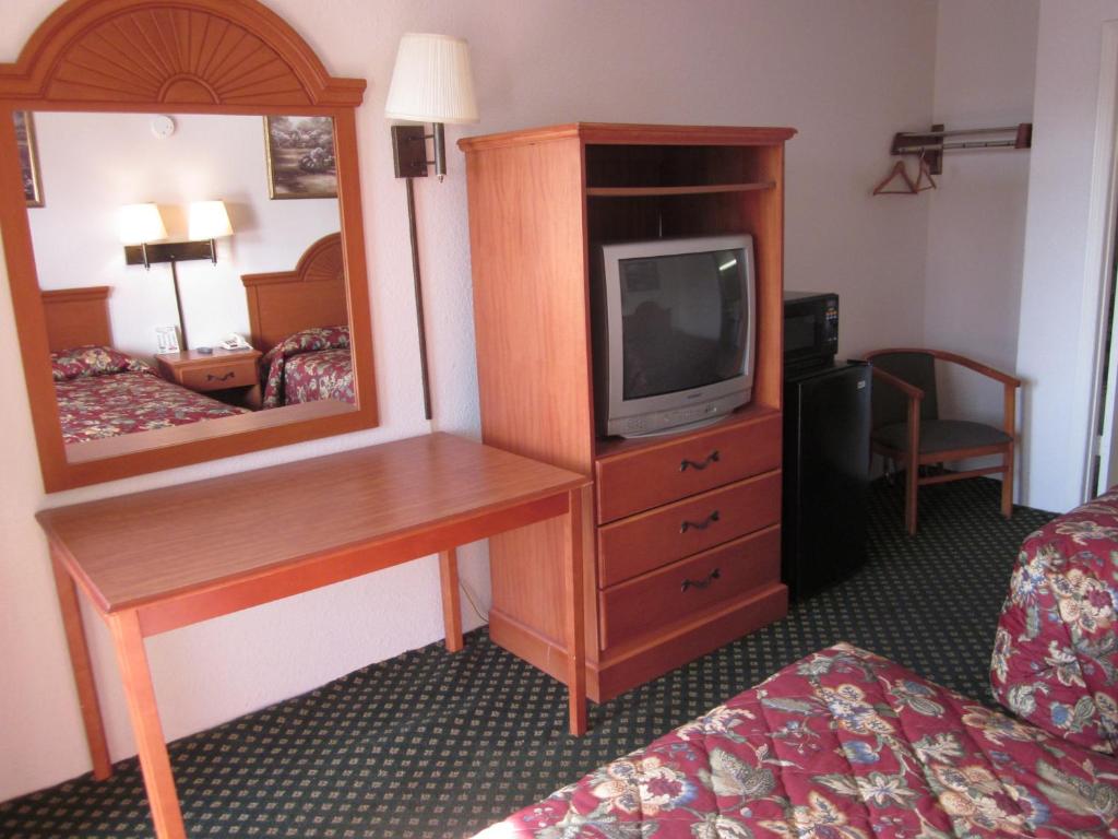 Westmont Inn - Lakeland - image 4