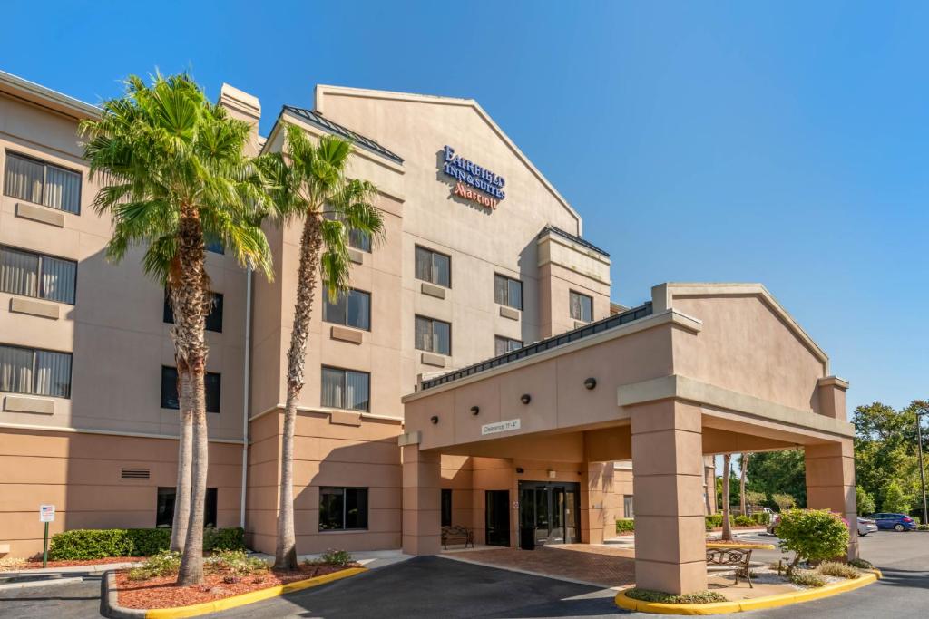 Fairfield Inn and Suites Holiday Tarpon Springs - main image