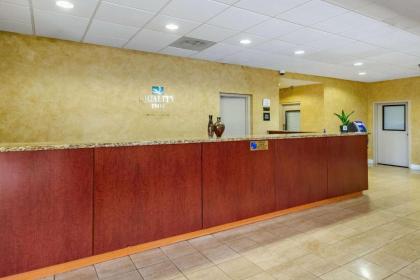 Quality Inn Lakeland North - image 4