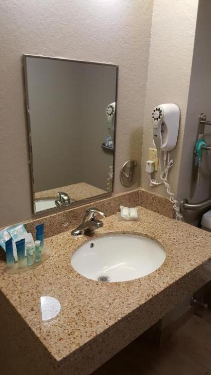 Best Western Auburndale Inn & Suites - image 3