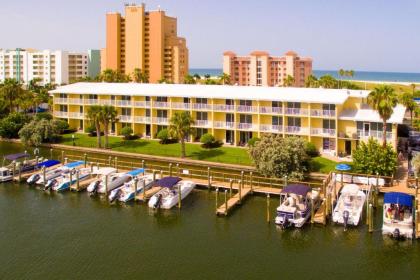 treasure Bay Resort  marina treasure Island