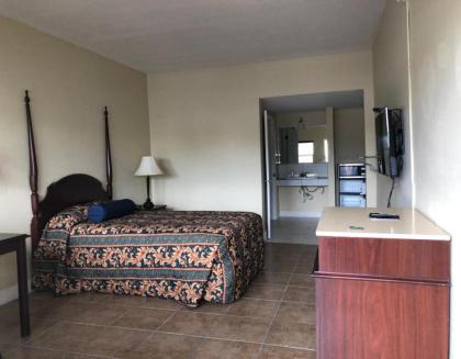 Budget Motel - Titusville - image 3