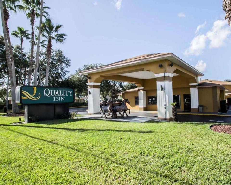 Quality Inn Orange City - main image