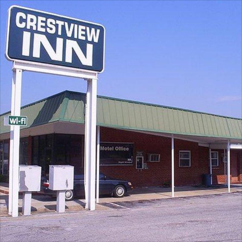 Crestview Inn - main image