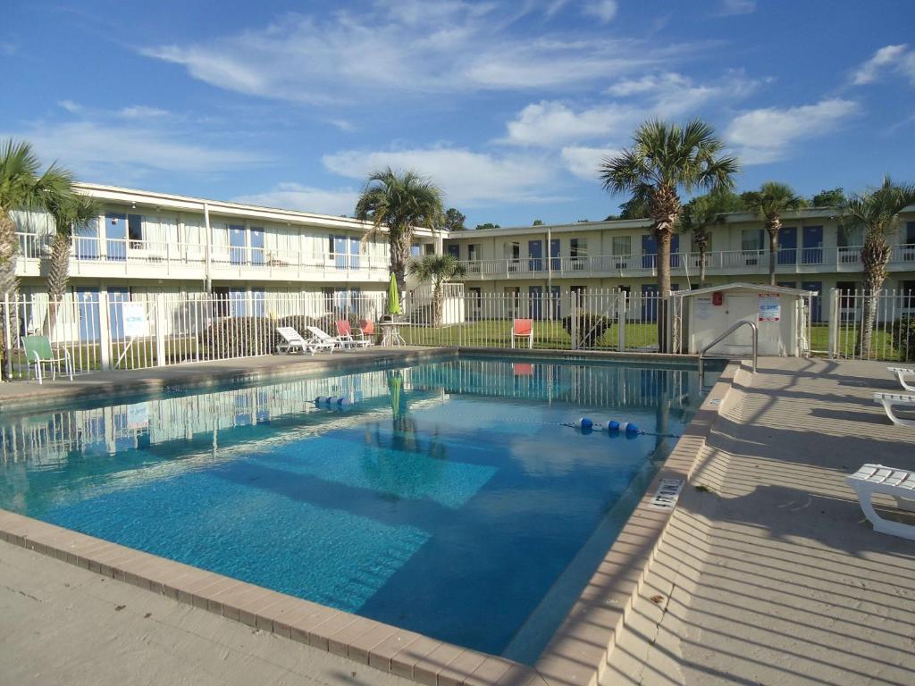 Motel 6-Wildwood FL - image 3