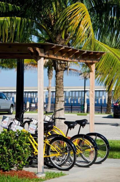 Four Points by Sheraton Punta Gorda Harborside - image 4