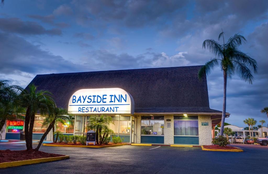 Bayside Inn Pinellas Park - Clearwater - main image