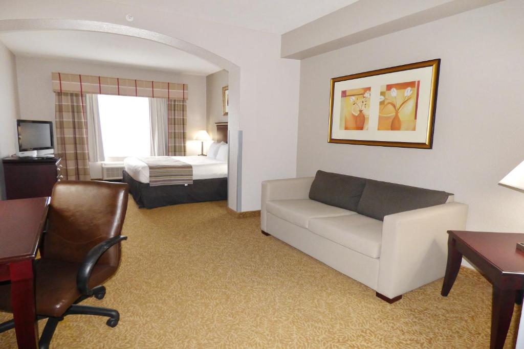 Country Inn & Suites by Radisson Pensacola West FL - image 5