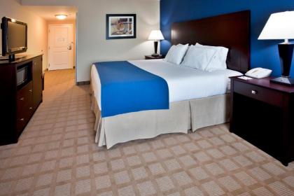 Holiday Inn Express Hotel & Suites Fort Pierce West an IHG Hotel - image 2