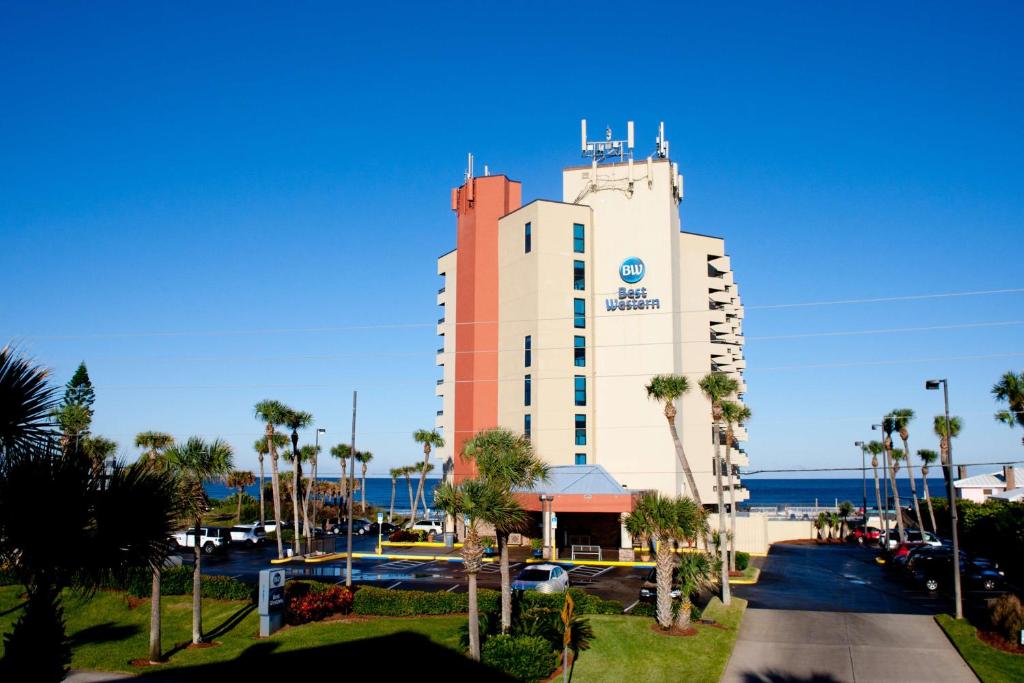 Best Western New Smyrna Beach Hotel & Suites - main image