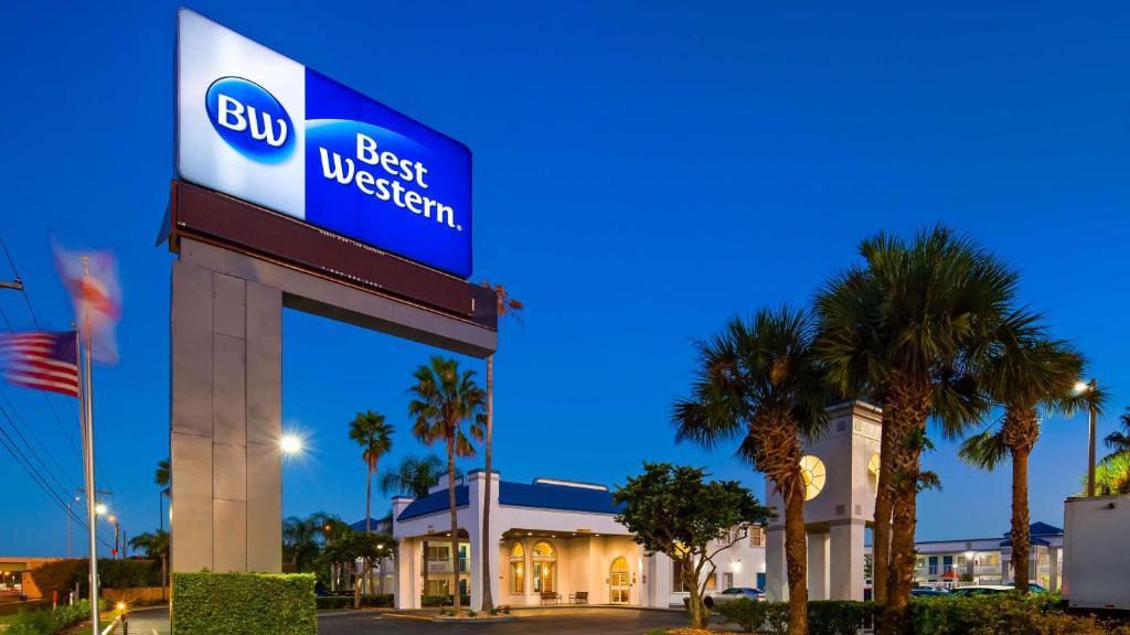 Best Western Orlando East Inn & Suites - main image