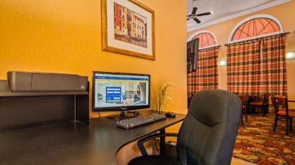 Best Western Orlando East Inn & Suites - image 4