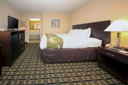 Quality Inn Orange Park Jacksonville - image 5