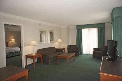 La Quinta Inn by Wyndham Tampa Bay Pinellas Park Clearwater - image 2