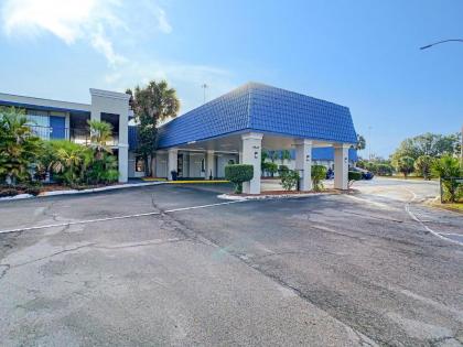 Stayable Suites Lakeland Lakeland