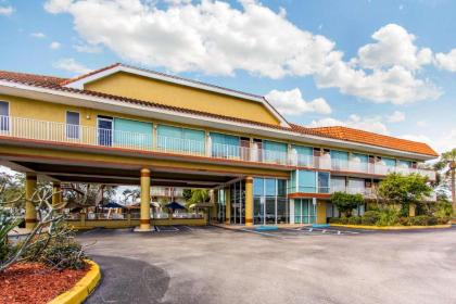 Rodeway Inn Central Clearwater Beach - image 2