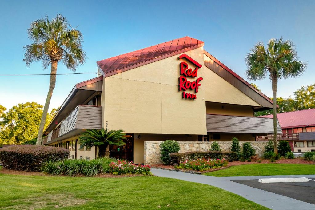 Red Roof Inn Tallahassee - University - image 2