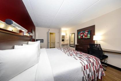 Red Roof Inn Tampa - Brandon - image 4