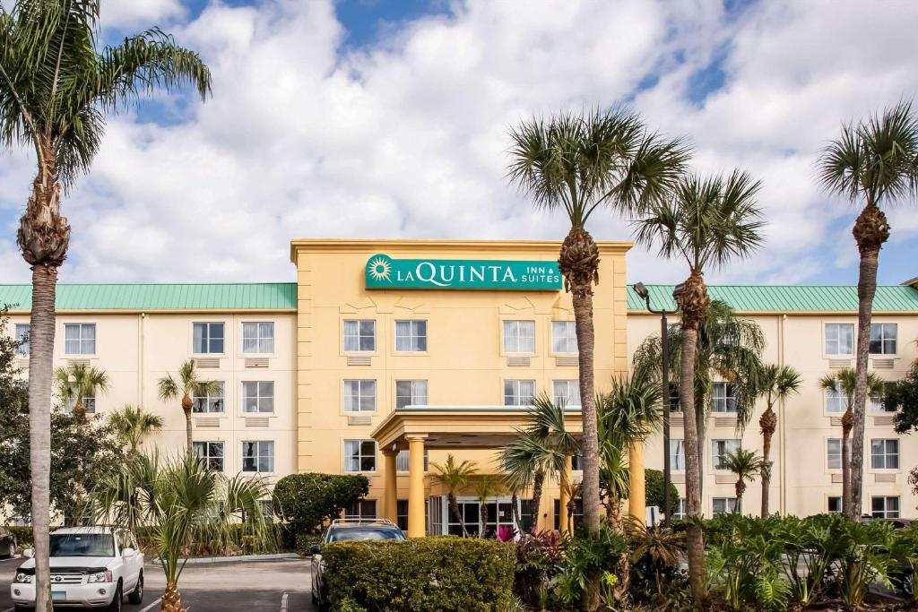 La Quinta by Wyndham Melbourne Viera - main image