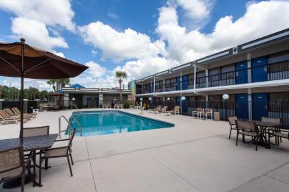 Travelodge by Wyndham Deltona - image 4