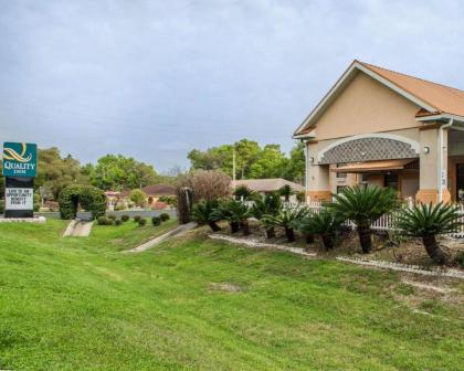 Quality Inn near manatee Springs State Park