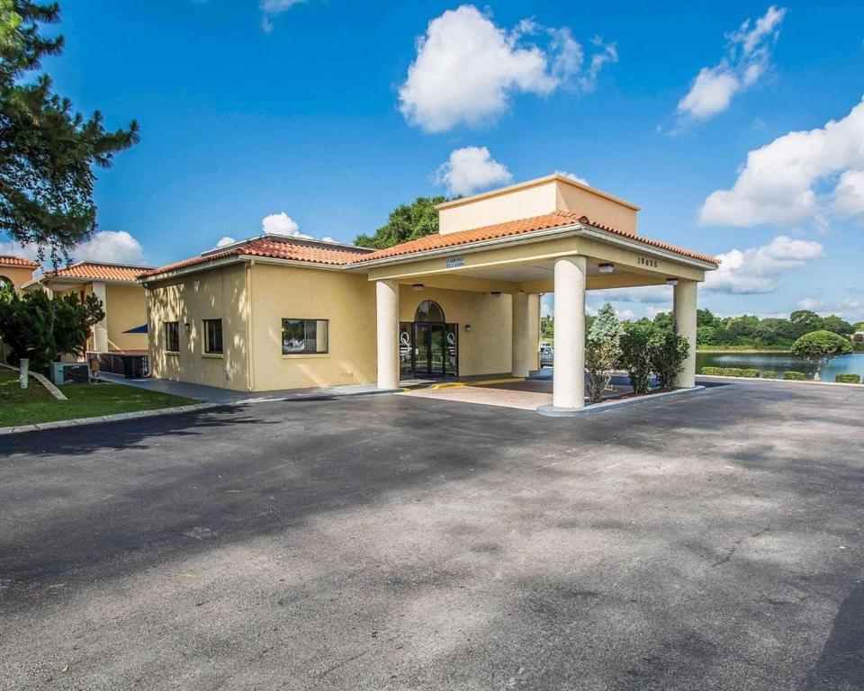 Quality Inn & Suites Mt Dora North - main image