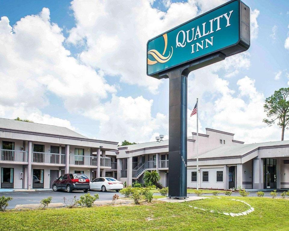 Quality Inn & Conference Center Panama City - main image