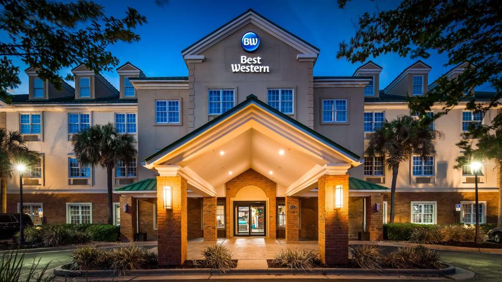 Best Western Sugar Sands Inn & Suites - main image