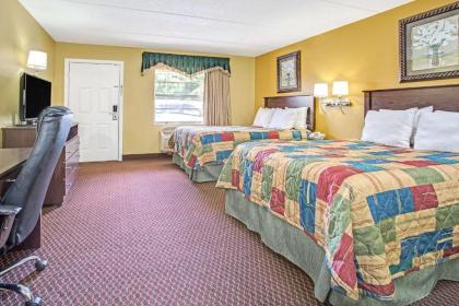 Days Inn by Wyndham Orange City/Deland - image 4