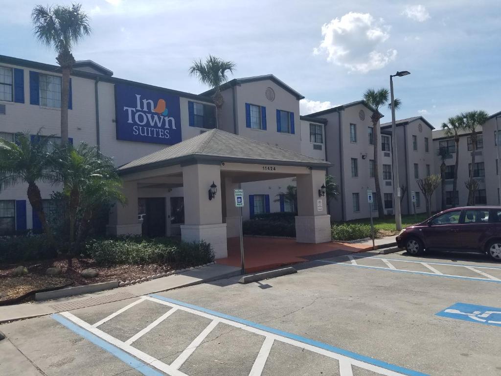 InTown Suites Extended Stay Select Orlando UCF - image 2