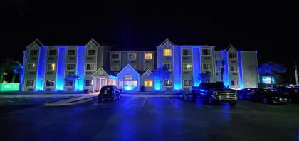 Microtel Inn and Suites - Zephyrhills - image 5