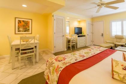 Inn at the Beach-Venice FLORIDA - image 5