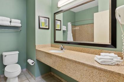 Extended Stay America Premier Suites - Lakeland - I-4 - image 3