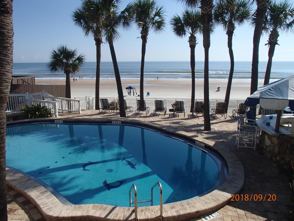 Flamingo Inn Beachfront - Daytona Beach - main image