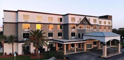 Country Inn & Suites by Radisson Port Canaveral FL - image 3