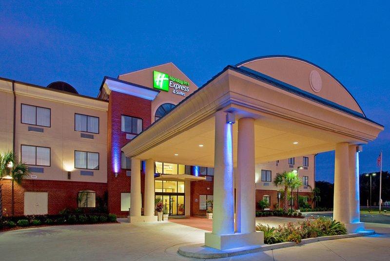 Holiday Inn Express Hotel & Suites Panama City-Tyndall - main image