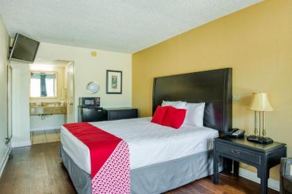 Hotel Belair Orlando Near Florida Mall - image 2