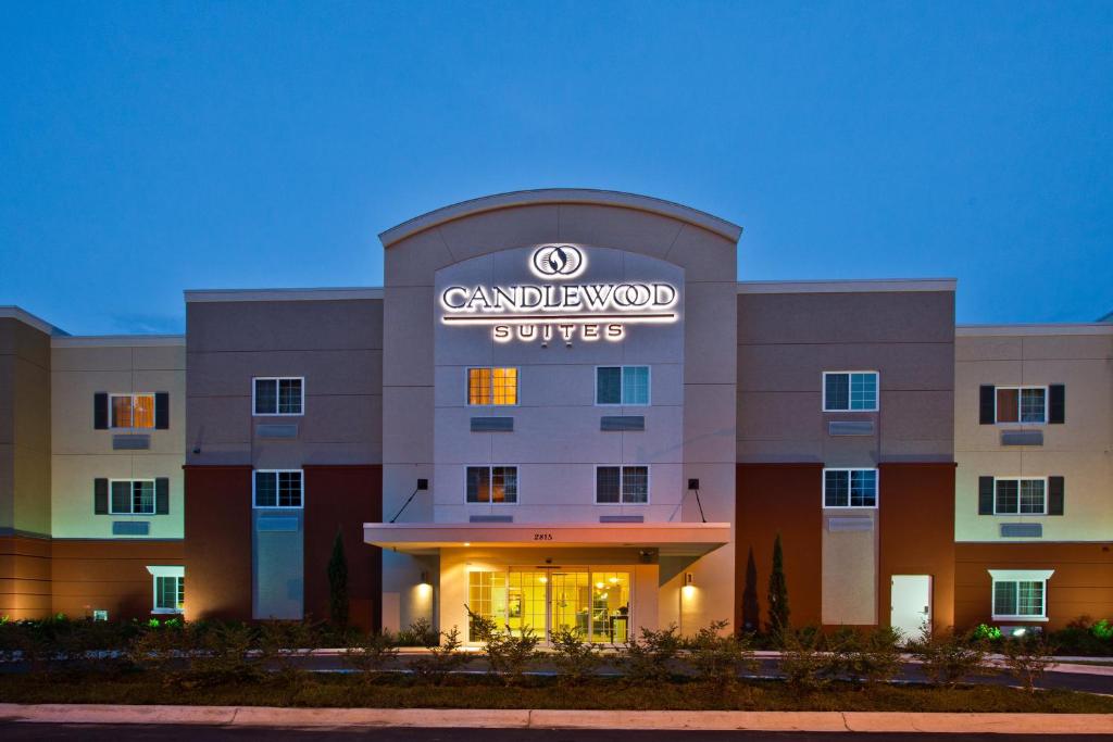 Candlewood Suites Tallahassee an IHG Hotel - main image