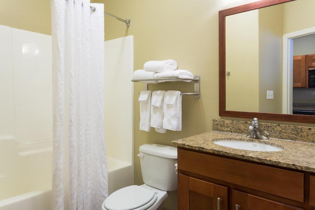 Candlewood Suites Tallahassee an IHG Hotel - image 2