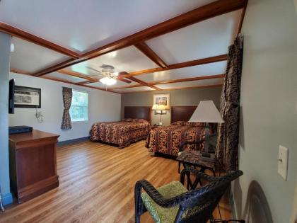 High Springs Country Inn - image 2